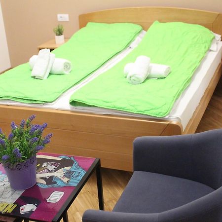 Wake Up Apartments And Rooms Belgrad Zewnętrze zdjęcie