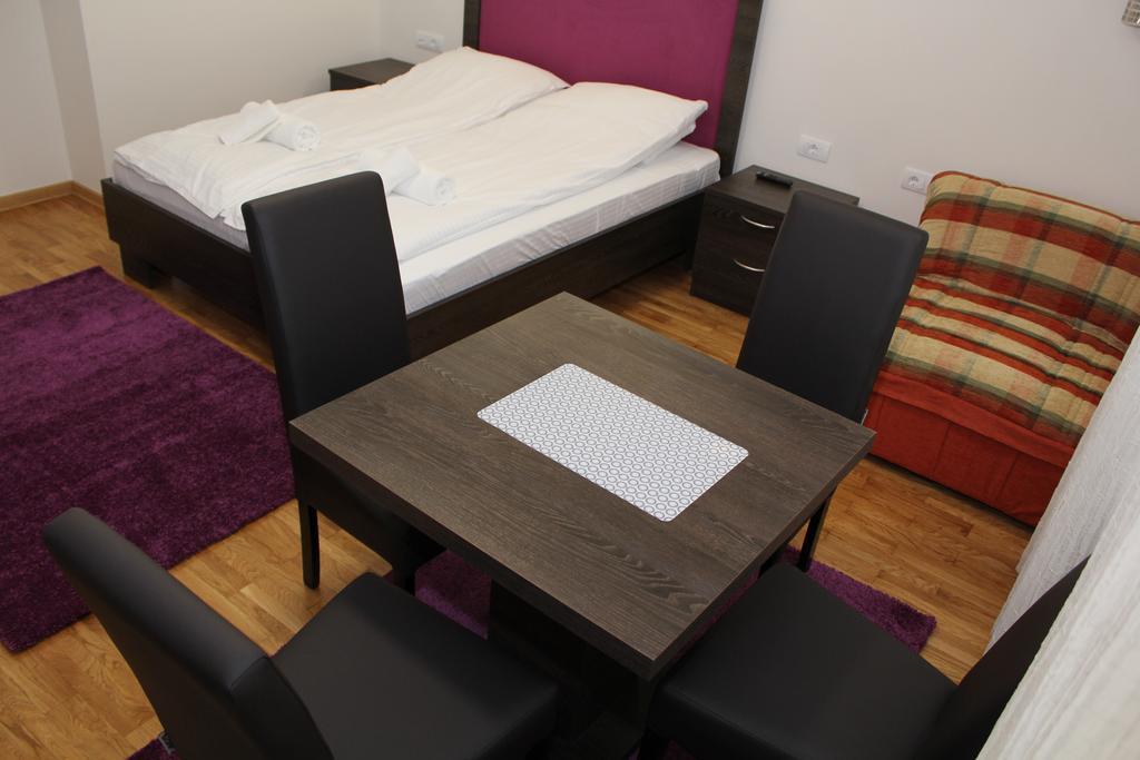 Wake Up Apartments And Rooms Belgrad Zewnętrze zdjęcie