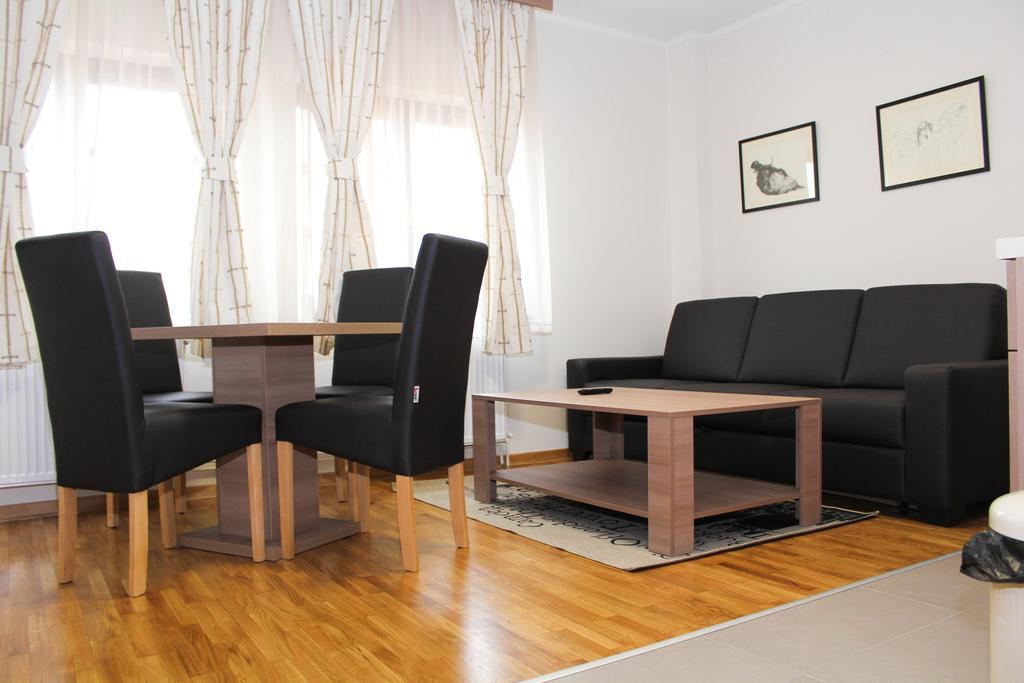 Wake Up Apartments And Rooms Belgrad Zewnętrze zdjęcie