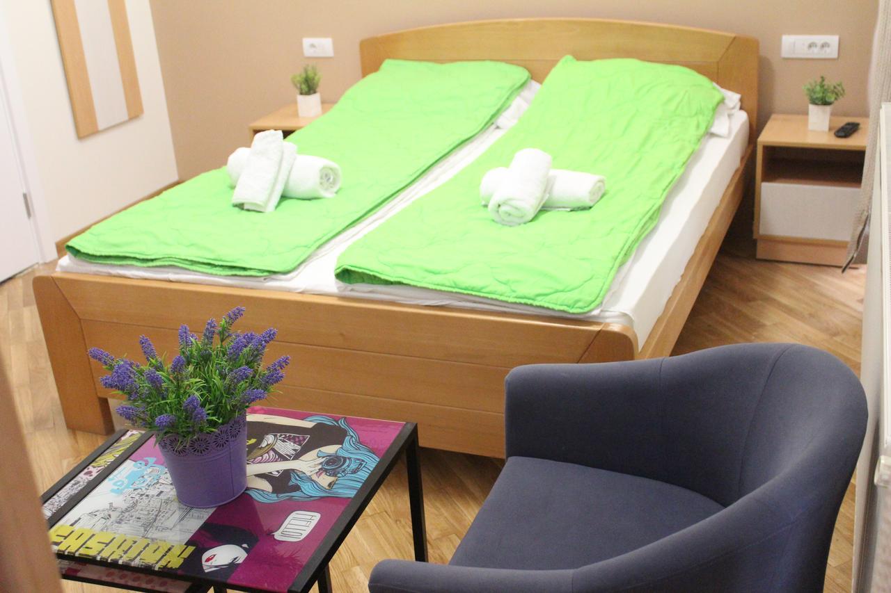 Wake Up Apartments And Rooms Belgrad Zewnętrze zdjęcie