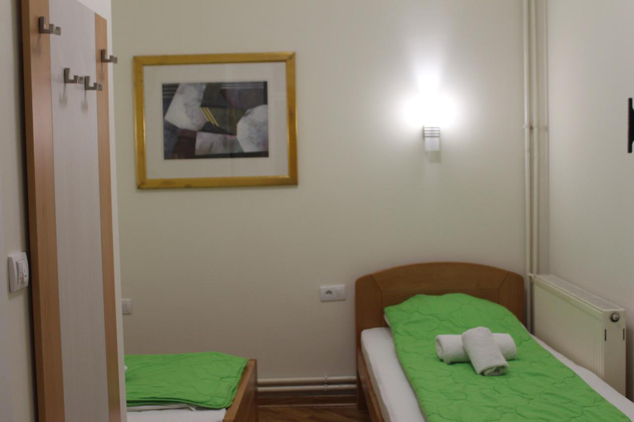 Wake Up Apartments And Rooms Belgrad Zewnętrze zdjęcie